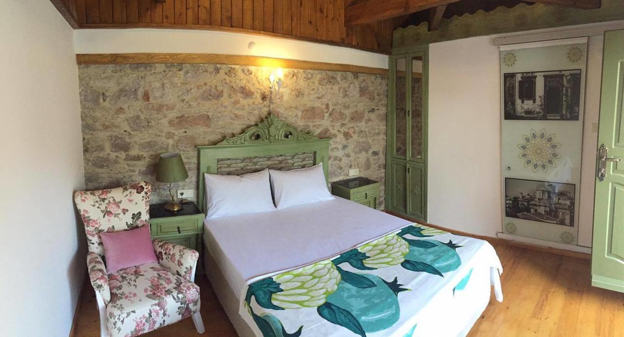 Dalyan Butik Otel Hayat Bahcesi Ayvalik Ngoại thất bức ảnh